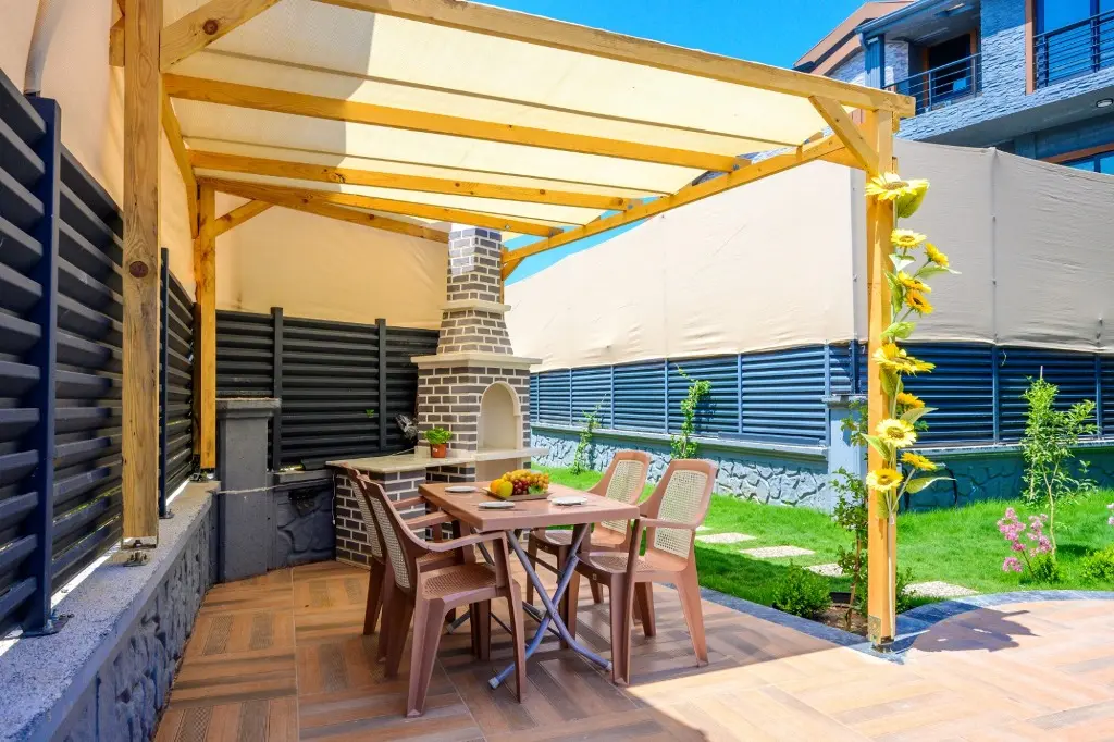 Real estate in Camkoy